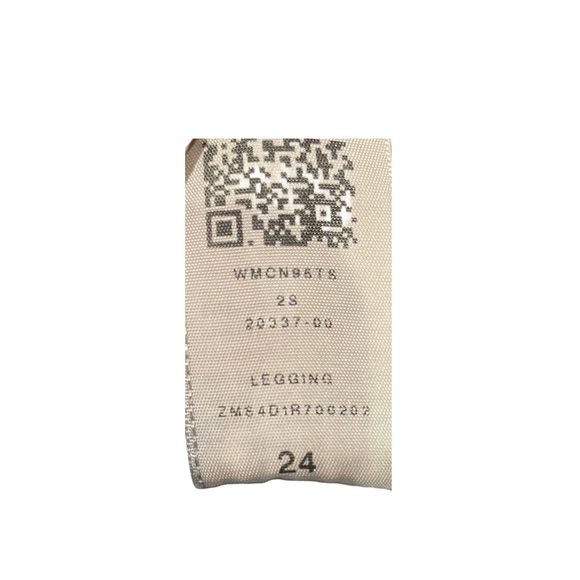 TRUE RELIGION Dark Wash Denim Shorts Size 24. LIKE NEW! - Picture 8 of 9